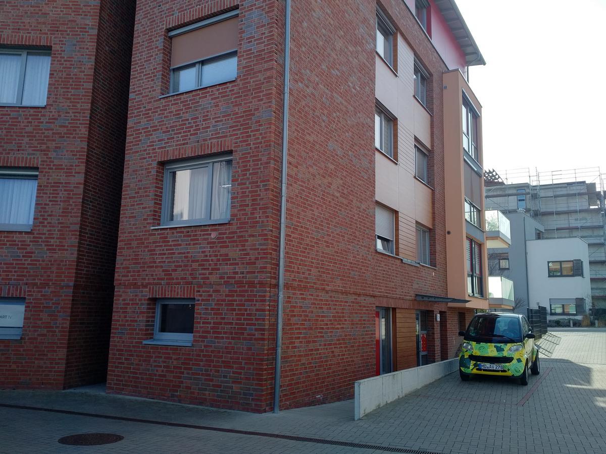 Aaron - Privatunterkunft Magdeburg Exterior photo